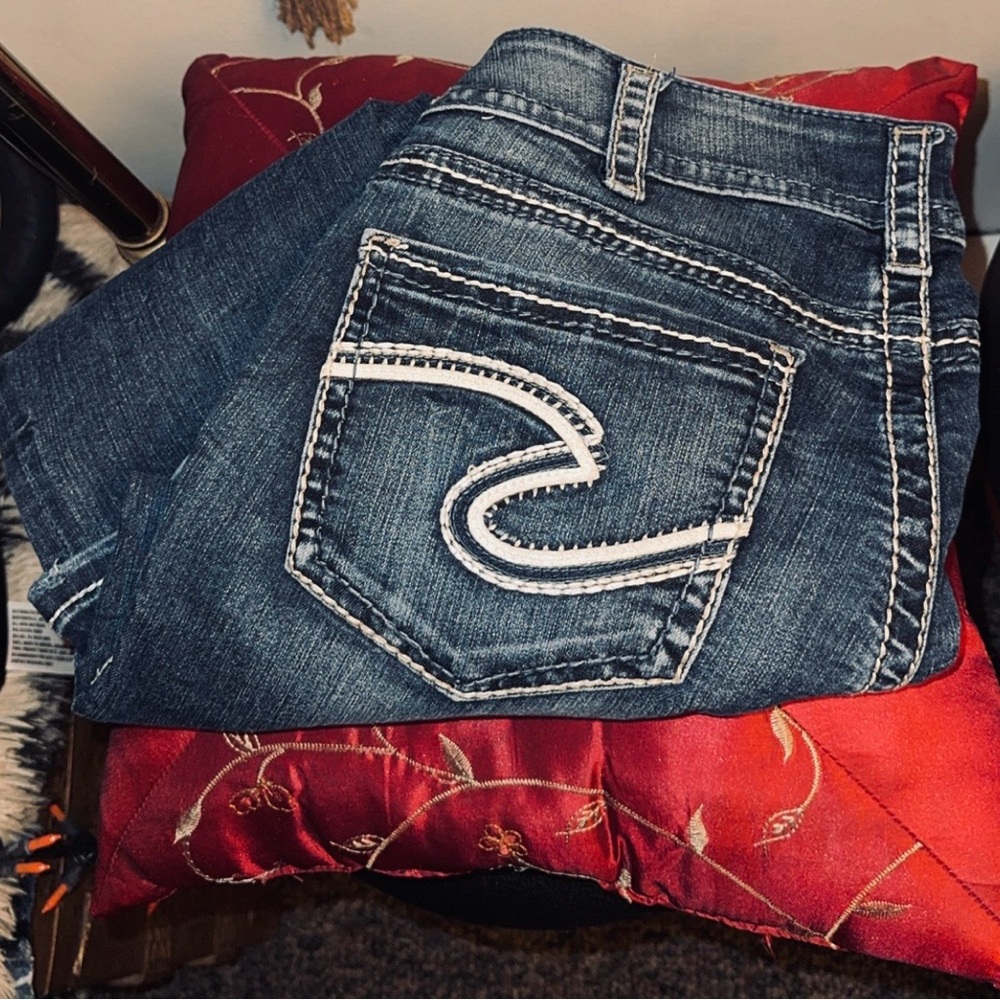 Women's Silver Jean Co jeans